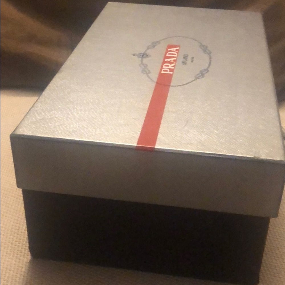 Prada box
